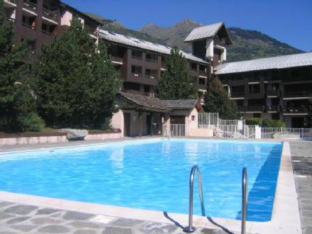 1 Bedroom Apartment+parking+wifi, 5 Min Walk Funicular Les Arcs Bourg-Saint-Maurice