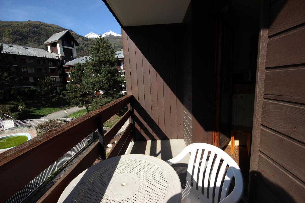 1 Bedroom Flat, 5 Minutes Walk Funicular Les Arcs & 10 Minutes Walk Center, Parking, Wifi Apartment Bourg-Saint-Maurice